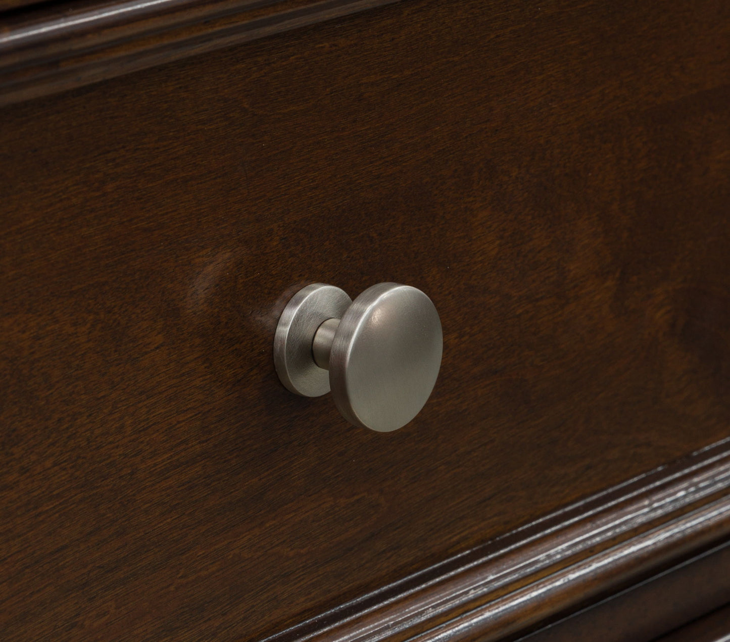 Danabrin - Dresser And Mirror - Brown