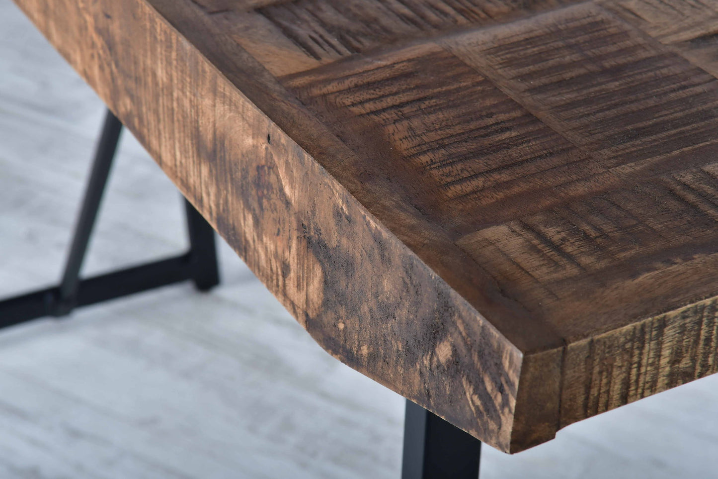 Walden - Table