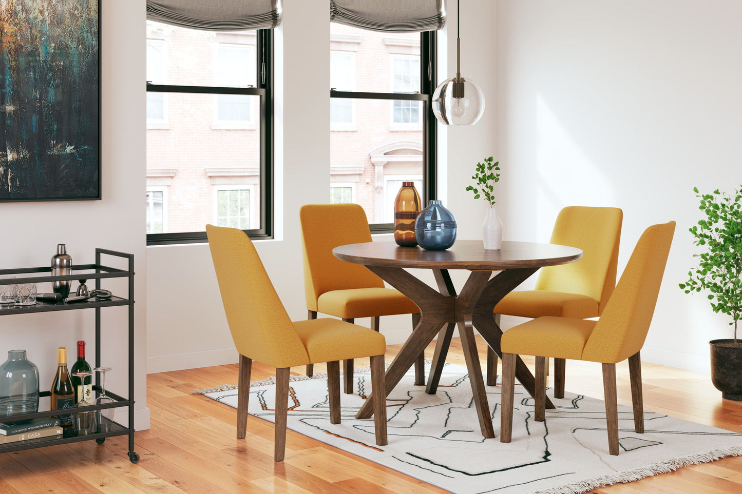 Lyncott - Dining Room Table Set