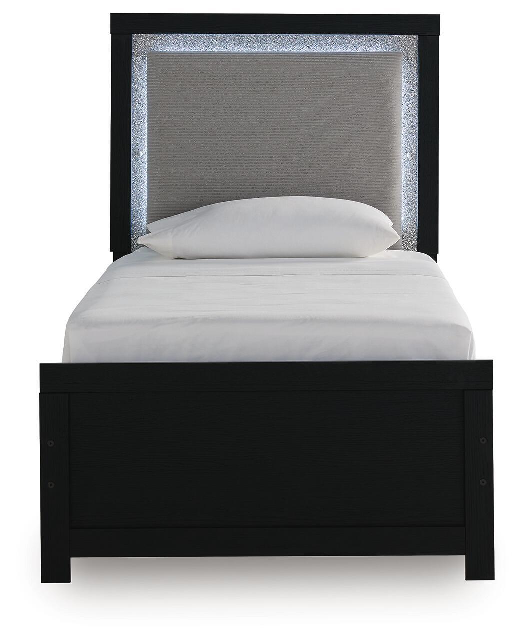 Maeling - Upholstered Panel Bed