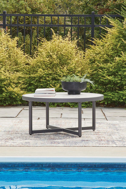 Ocean Beach - Round Table