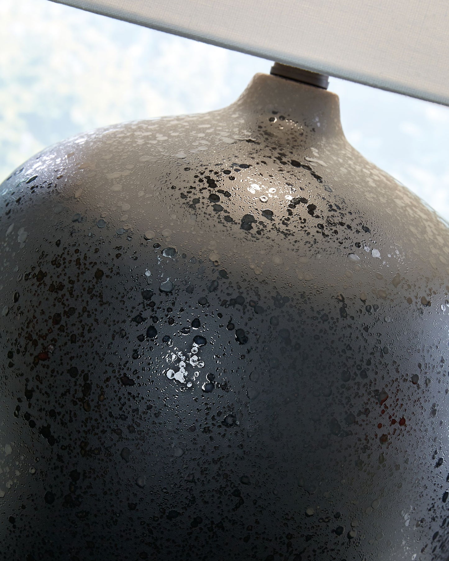 Ladstow - Ceramic Table Lamp  - Black
