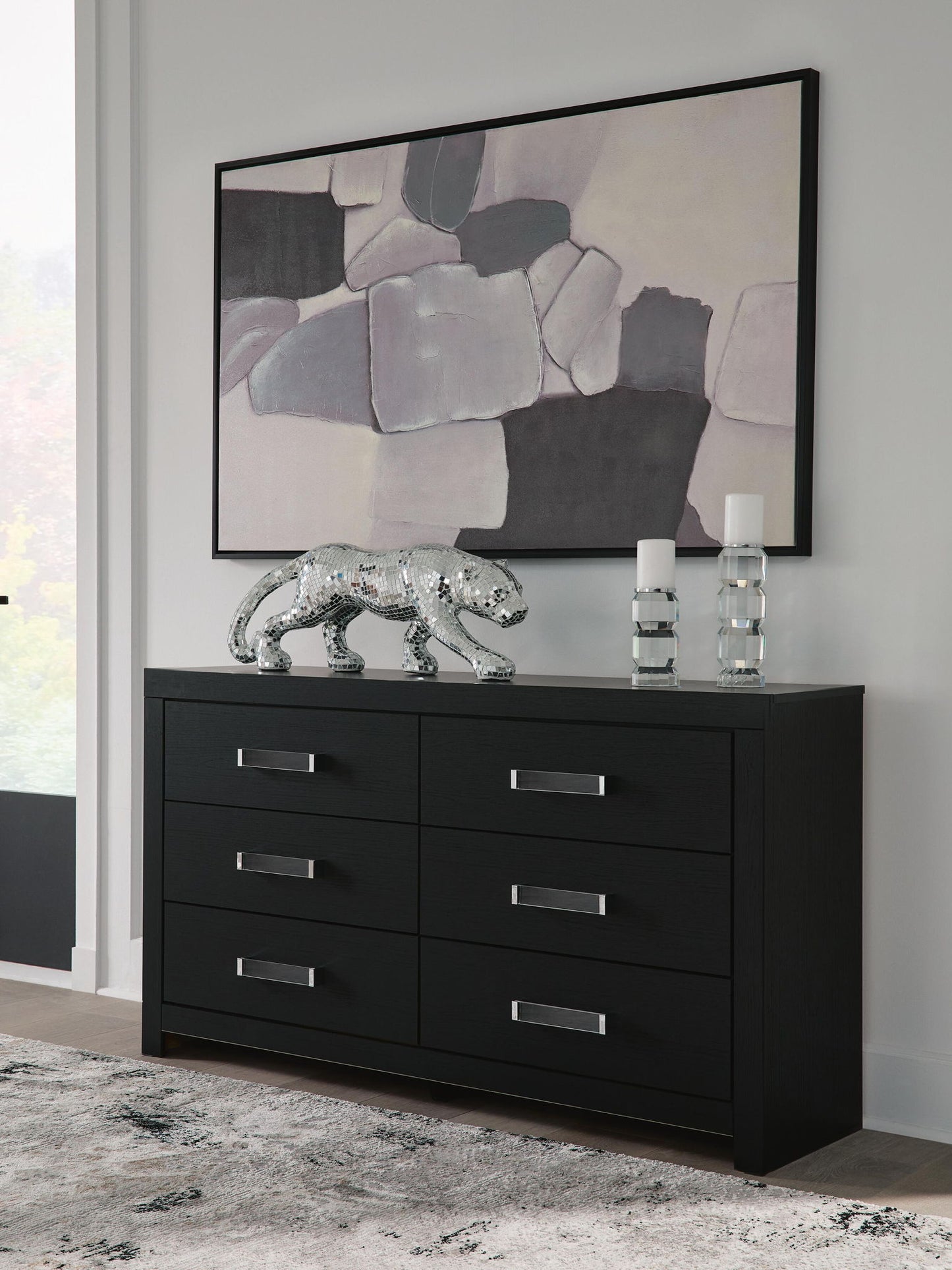 Maeling - Six Drawer Dresser