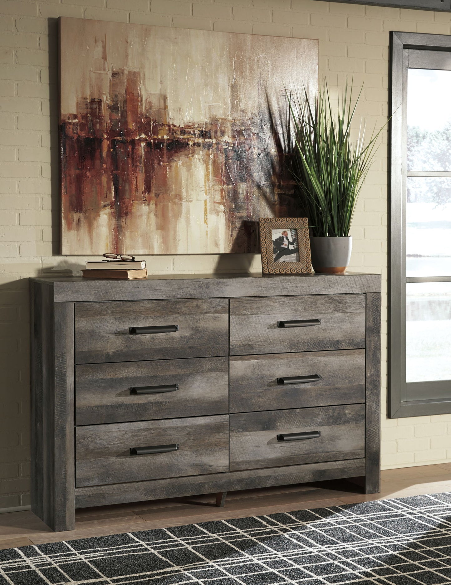 Wynnlow - Dresser