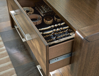 Marxmore - Dresser