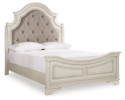 Realyn - Upholstered Panel Bed