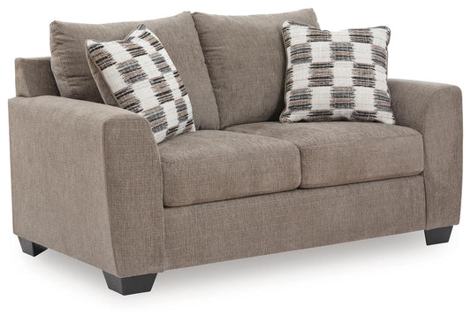 Loreo - Loveseat