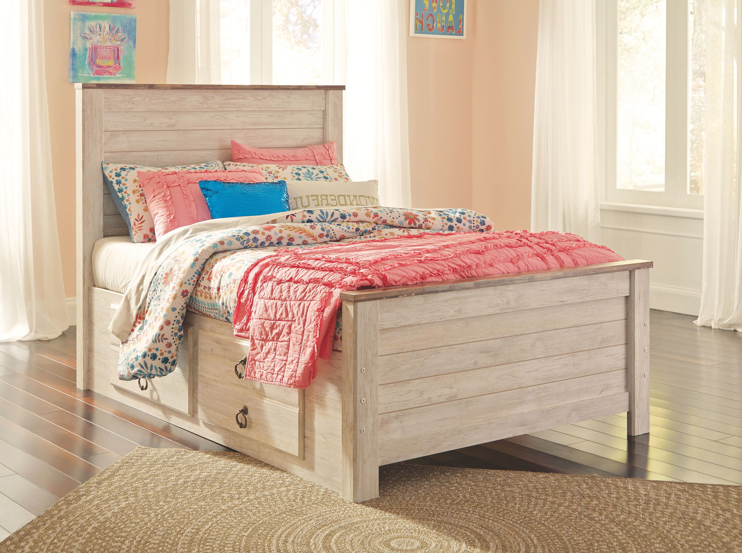 Willowton - Panel Bed
