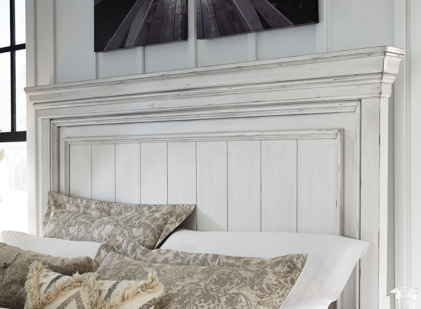 Kanwyn - Panel Bed