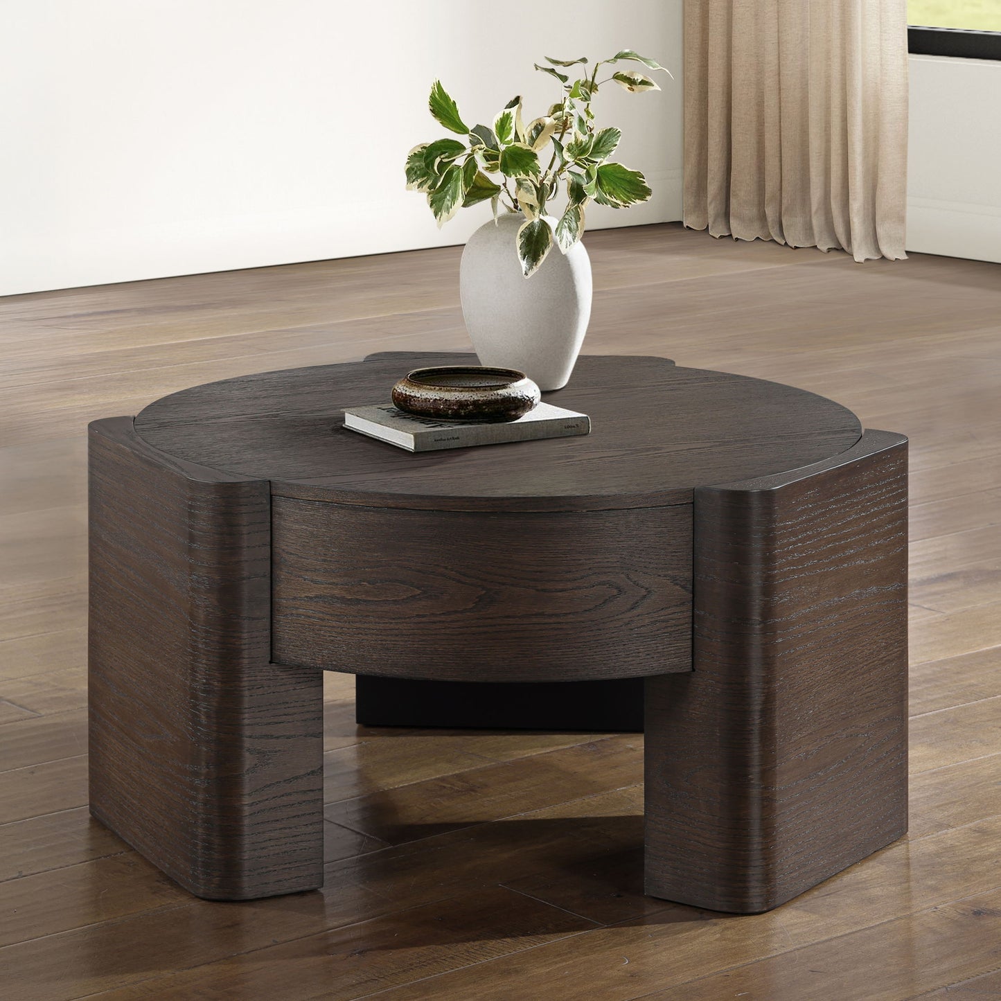 Salina - Round Table