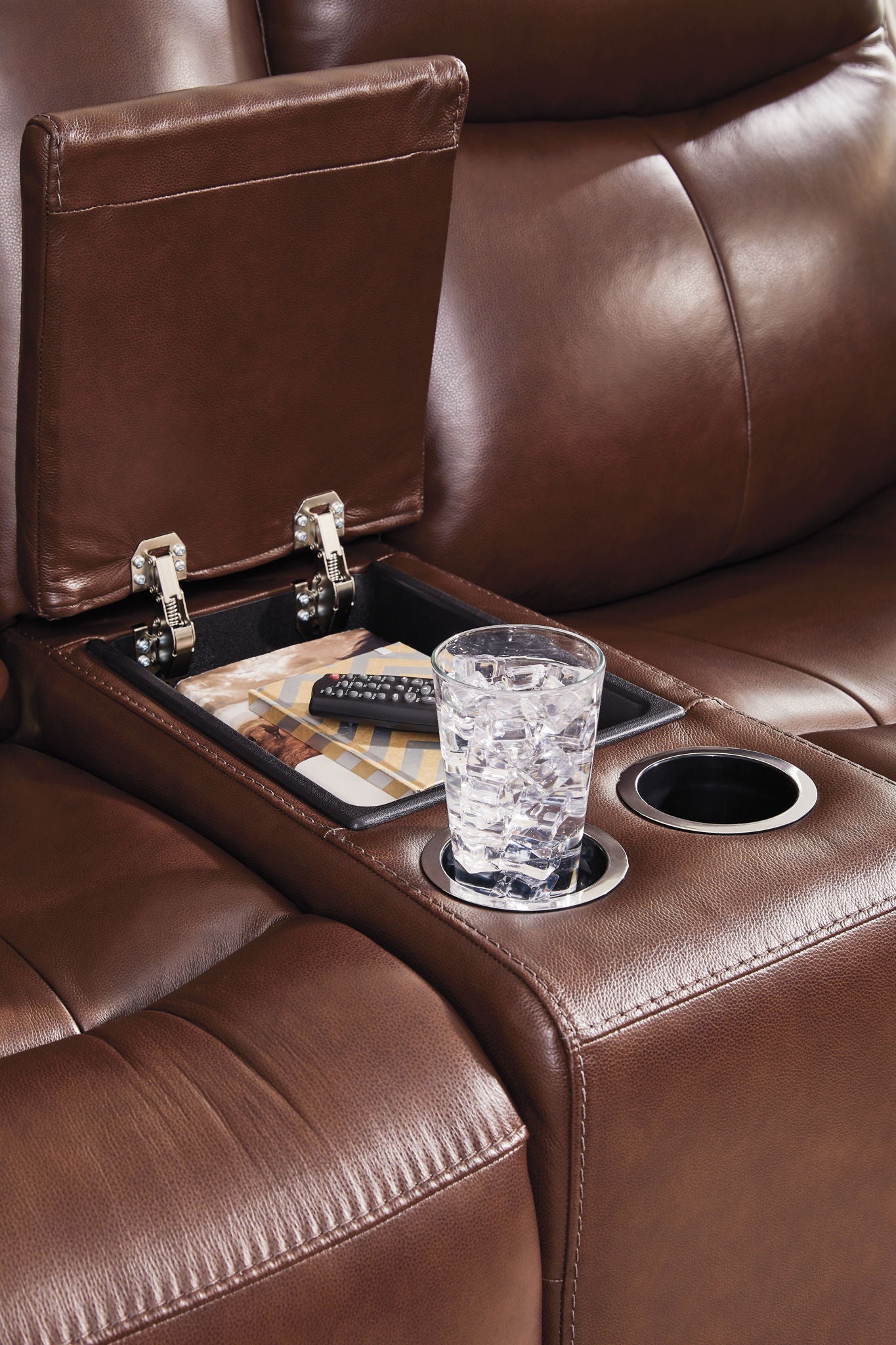 Bexhurst - Power Reclining Loveseat With Console / Adjustable Headrest