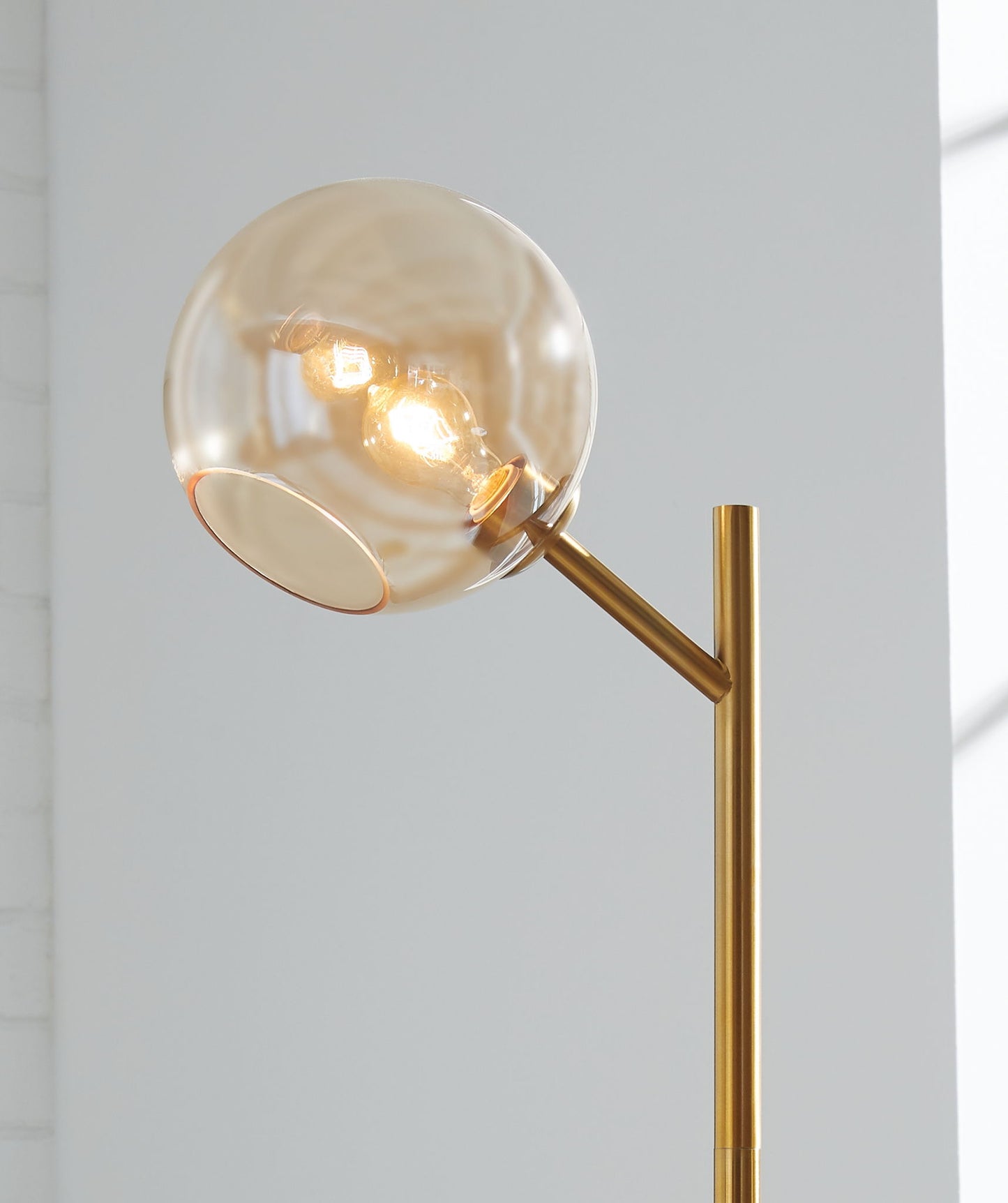 Abanson - Metal Lamp