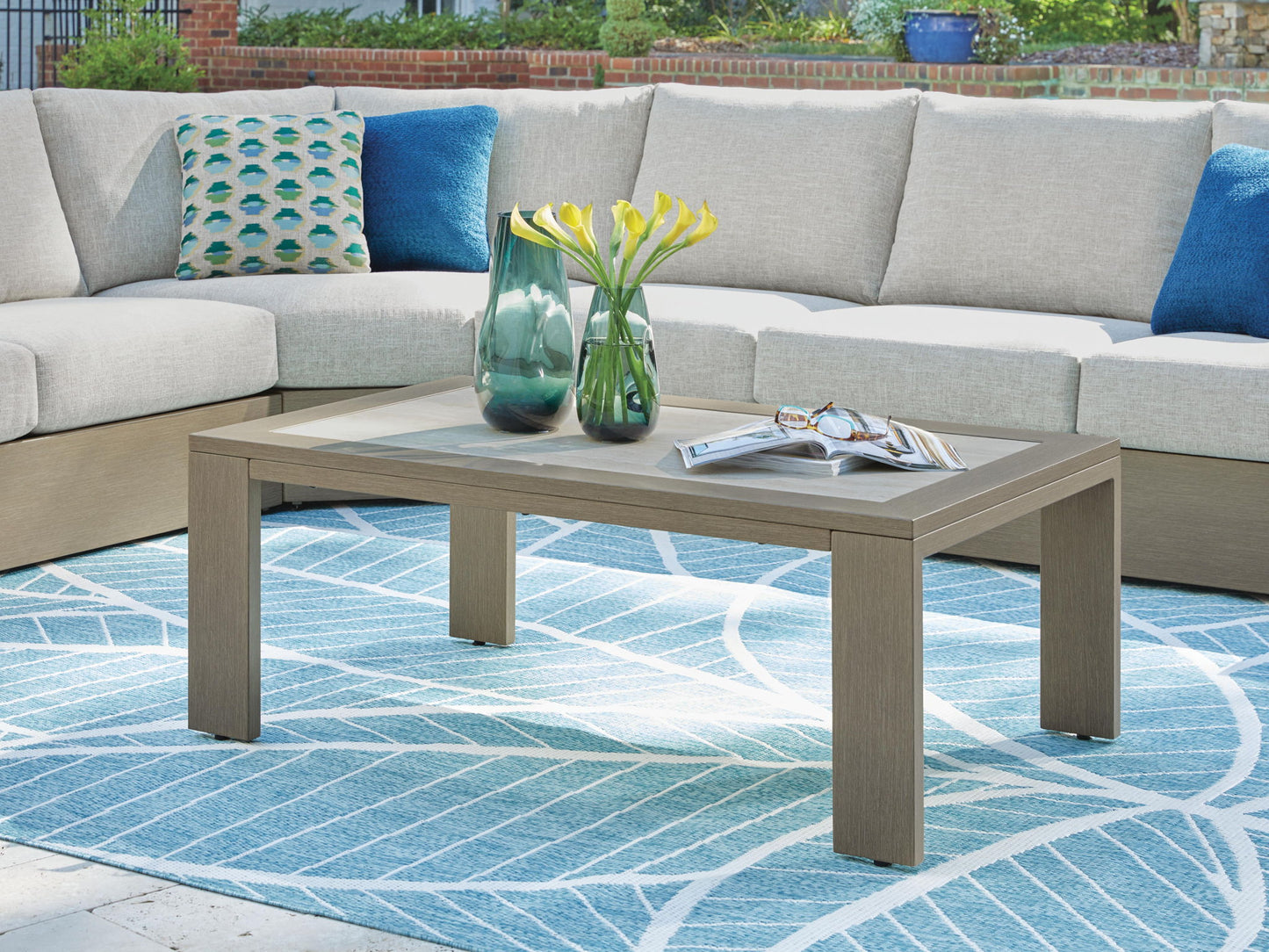 Kimpton Isle - Table