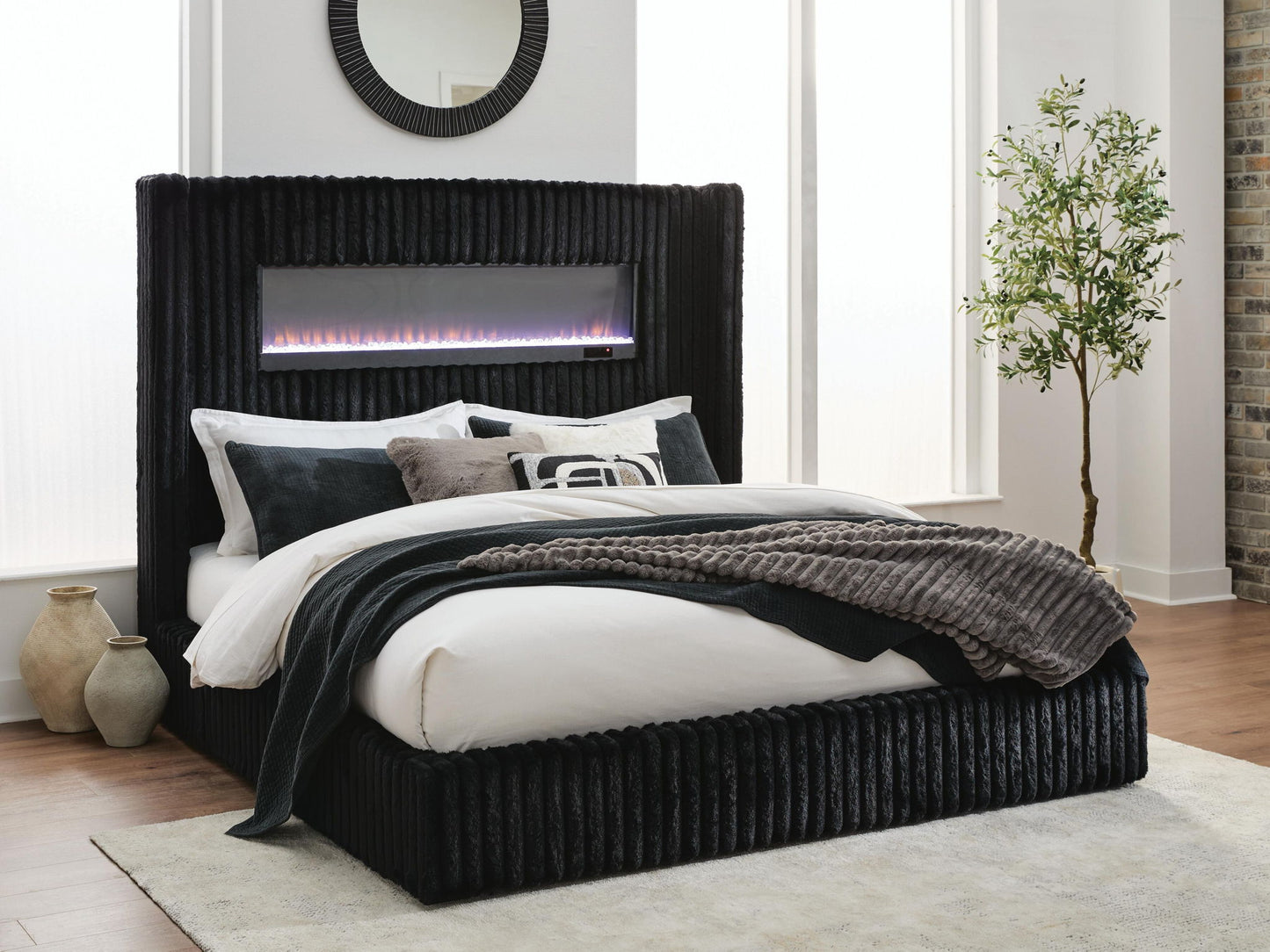 Tayleena - Upholstered Bed With Fireplace And Wireless Audio