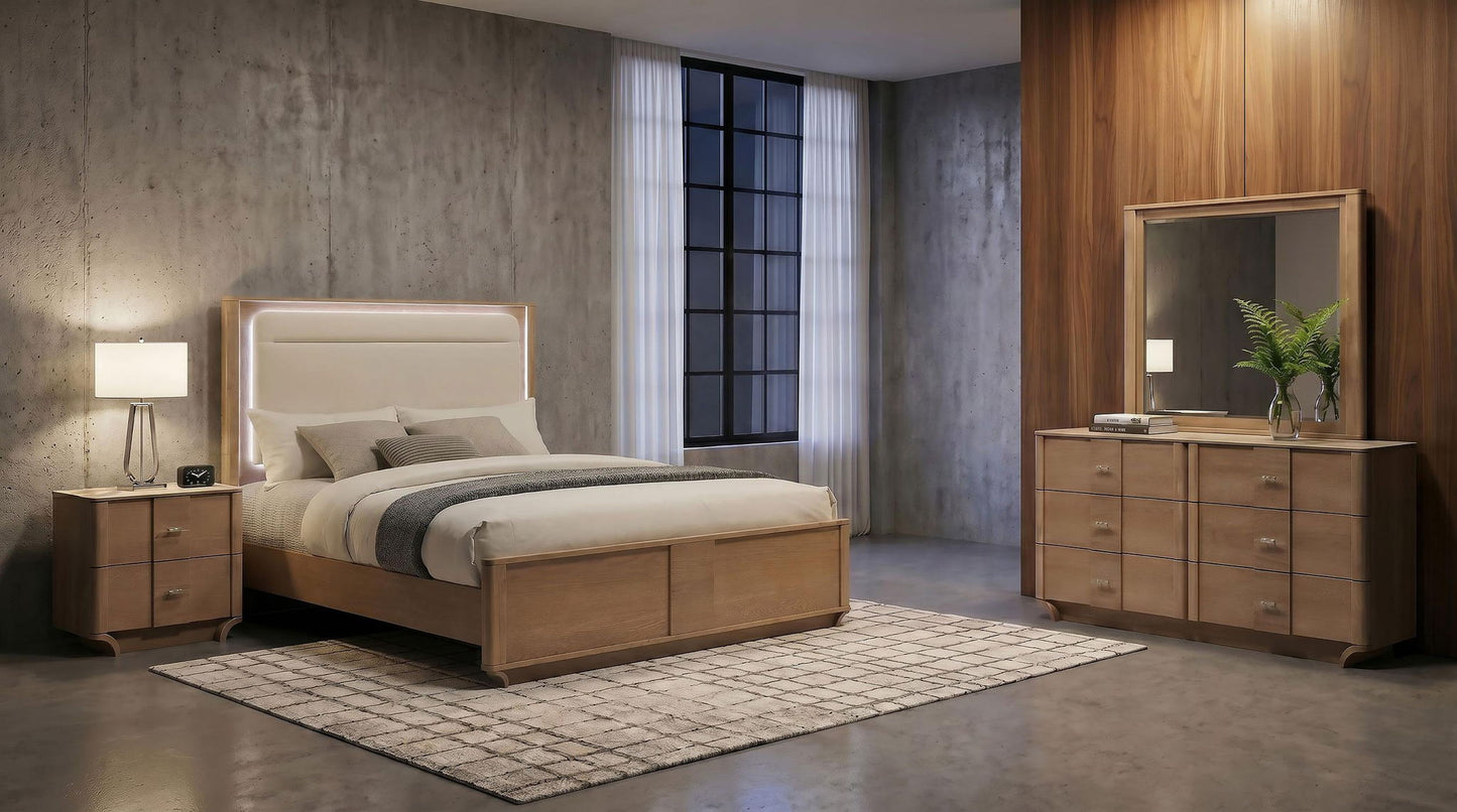 Leanne 4-piece Queen Bedroom Set Light Oak
