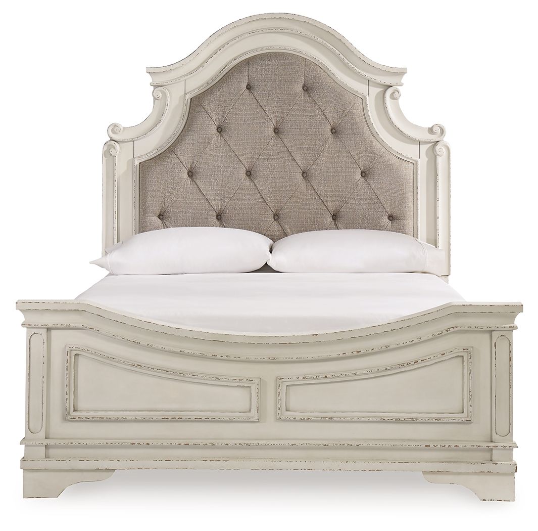 Realyn - Upholstered Panel Bed