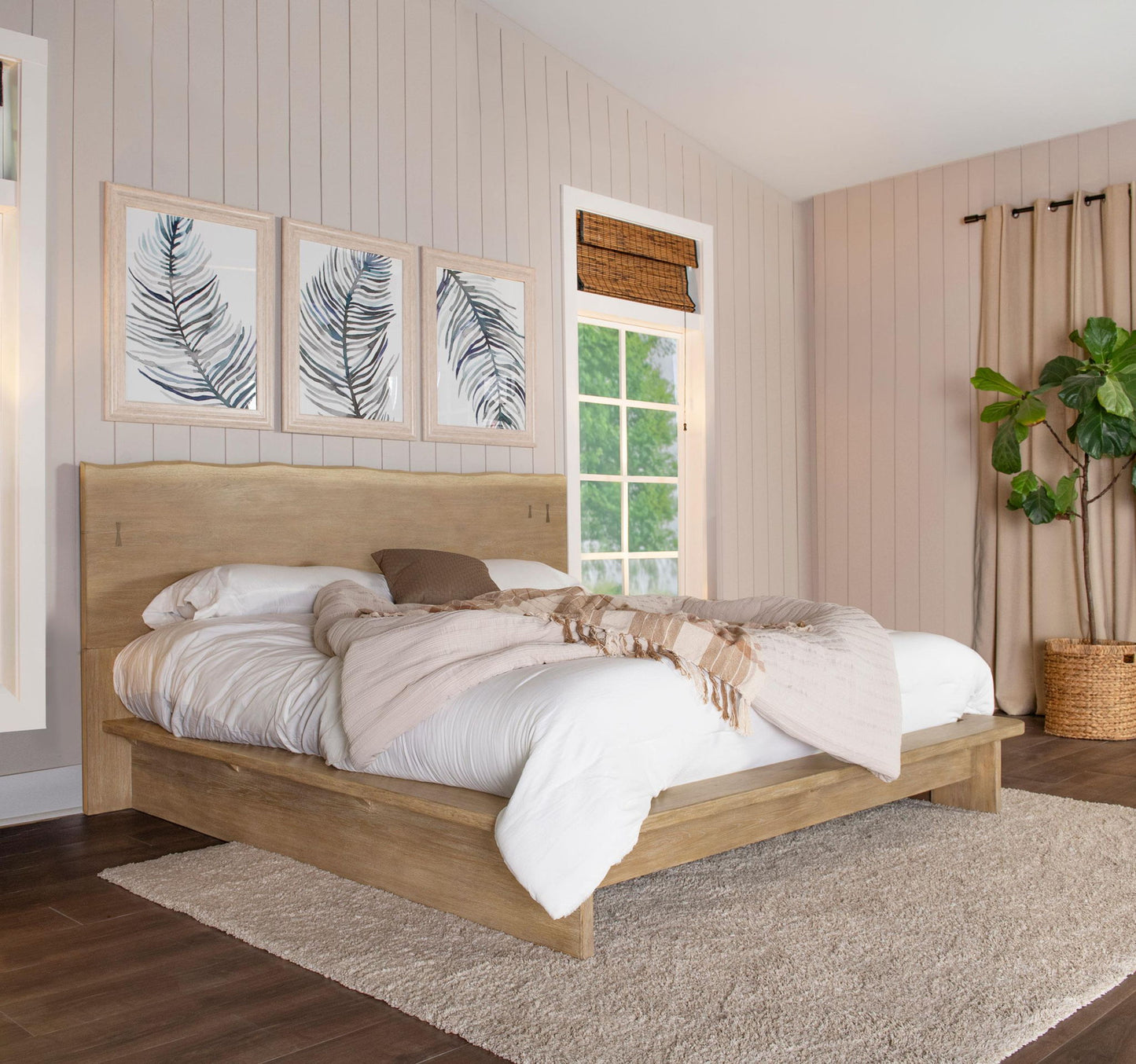 Stillwater Queen Platform Bed