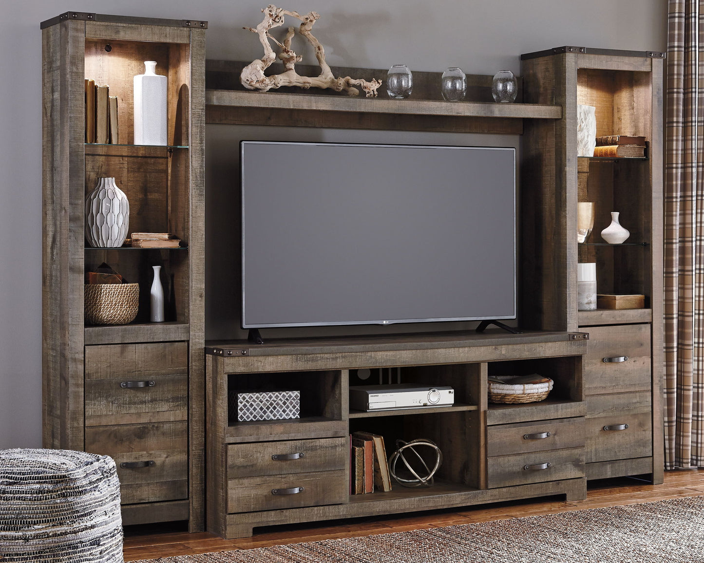 Trinell - Entertainment Center
