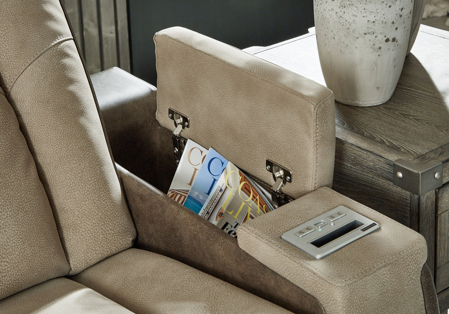 Next-Gen Durapella - Pwr Recliner/Adj Headrest