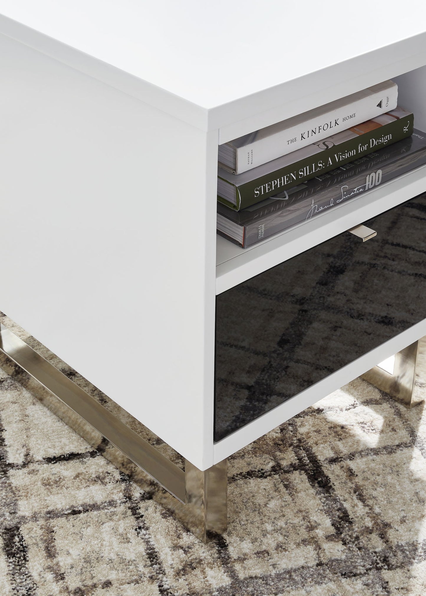 Gardoni - Chair Side End Table - White / Black