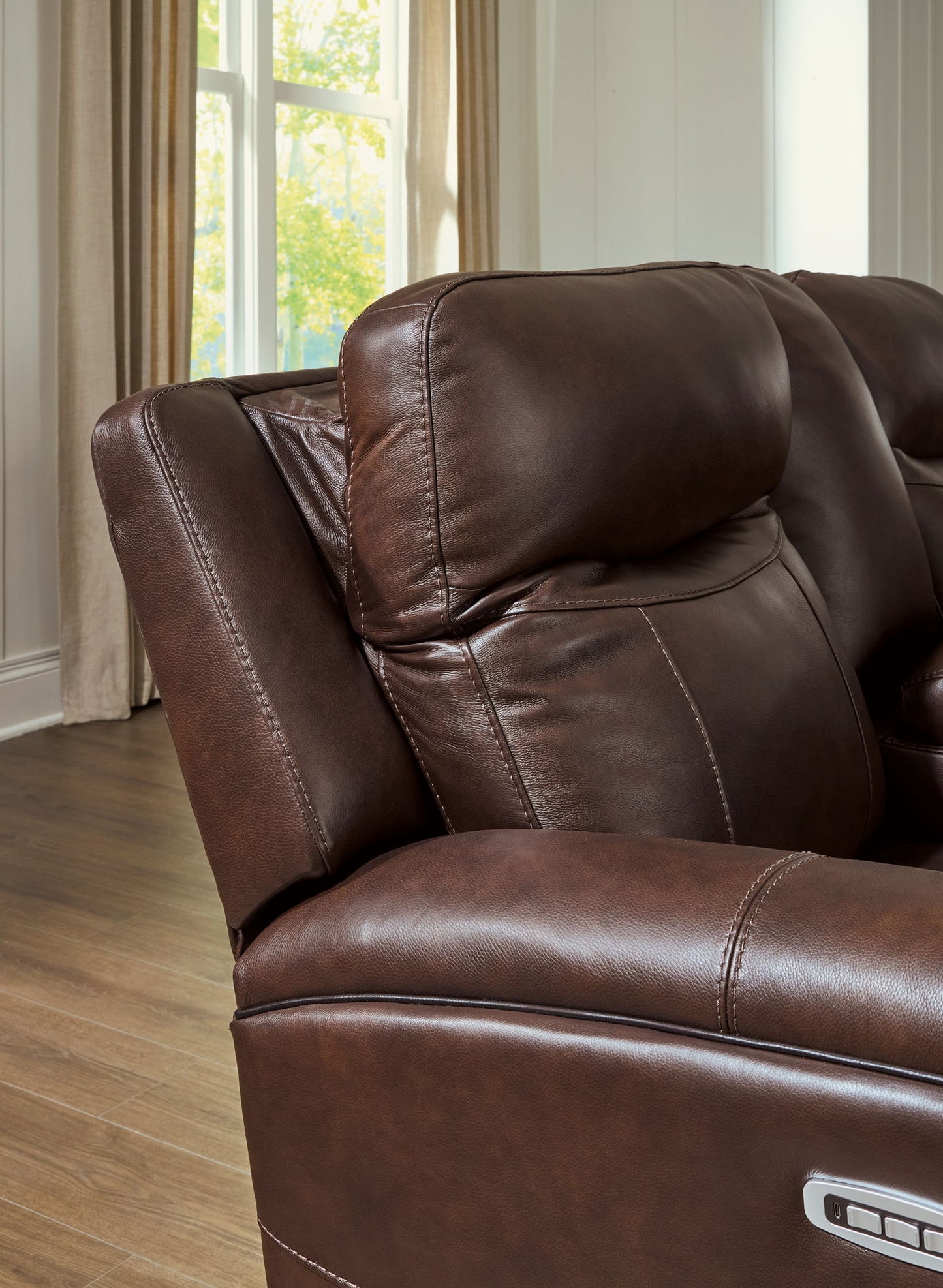 Gravier - Power Reclining Loveseat With Console / Adjustable Headrest - Cordova