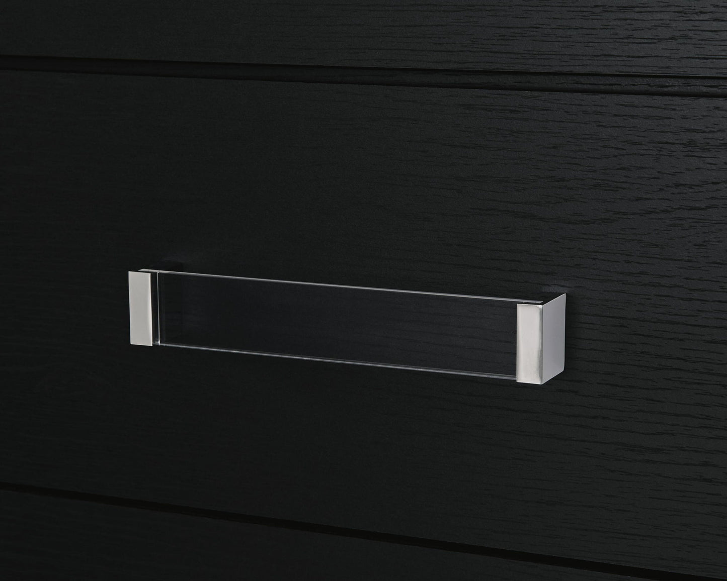 Maeling - Six Drawer Dresser