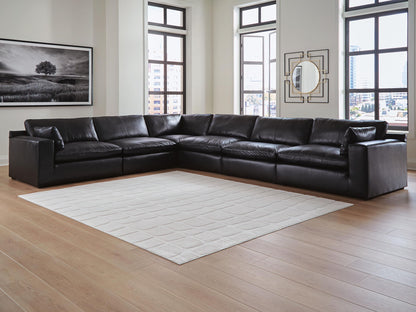 Emilia - Sectional