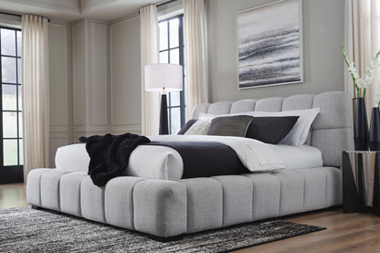 Grendusk - Upholstered Bed