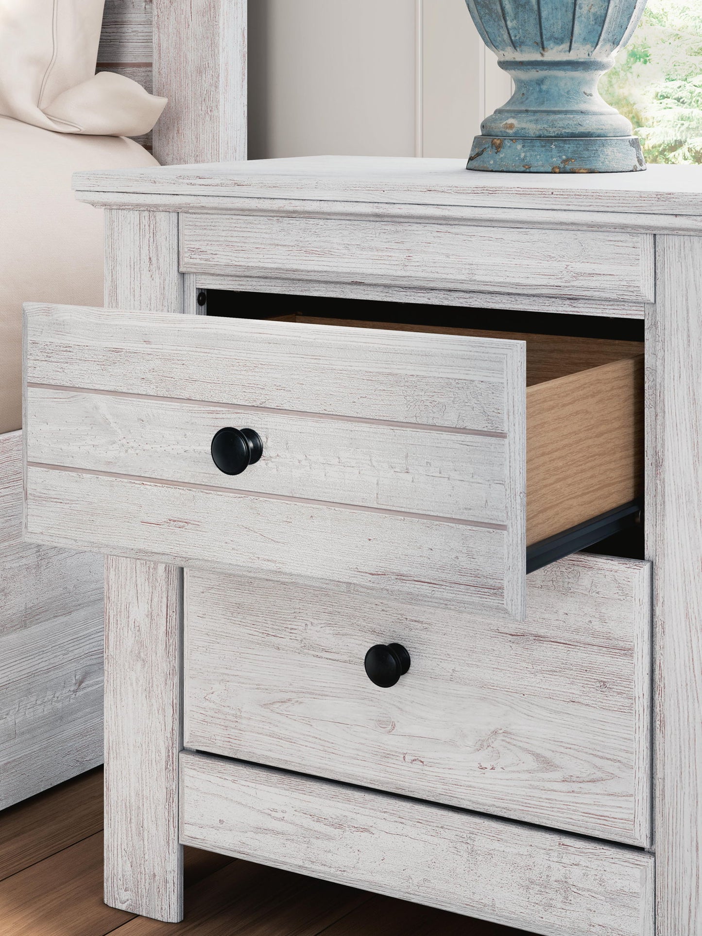 Makidern - Two Drawer Night Stand