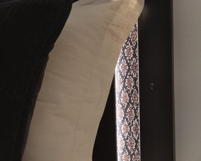 Brizmore - Panel Bed
