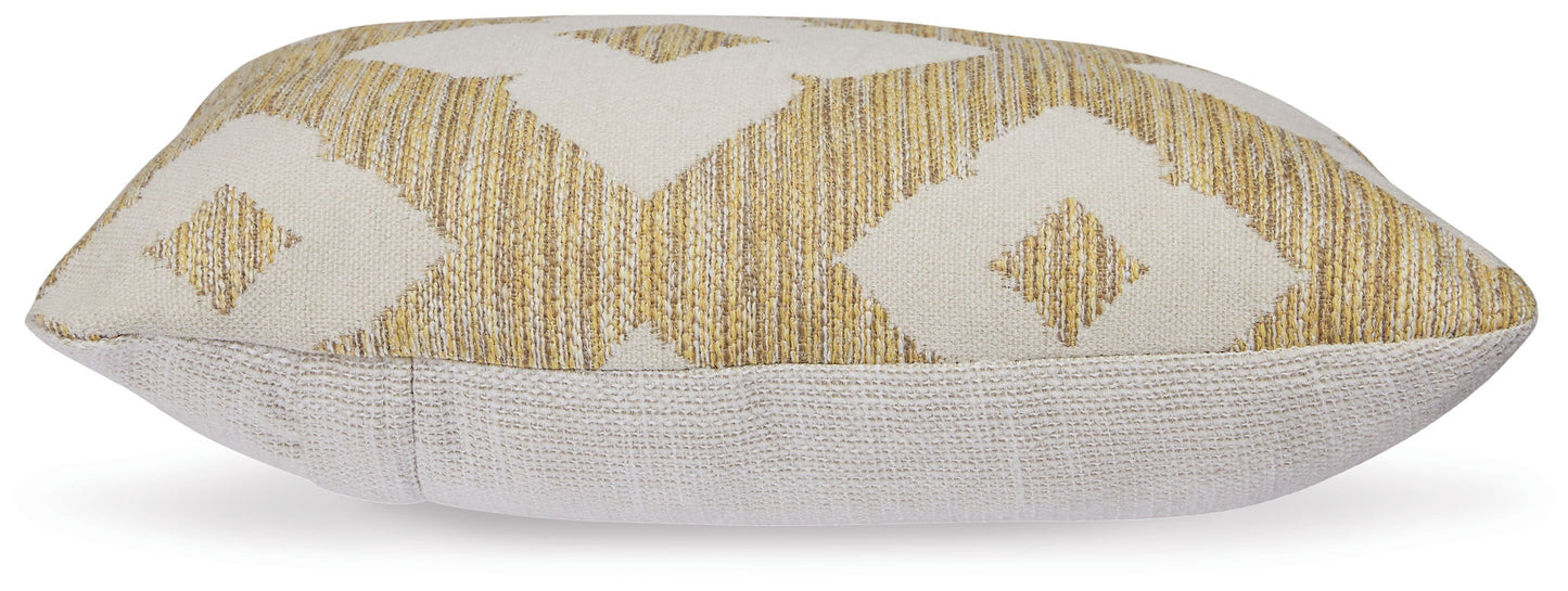 Brockner Next-Gen Nuvella - Pillow
