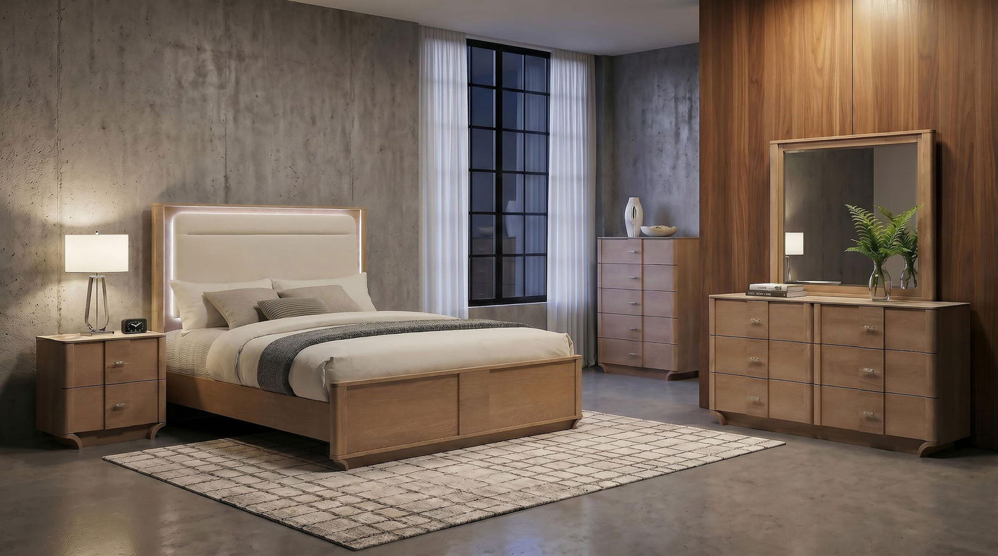 Leanne 5-piece Queen Bedroom Set Light Oak