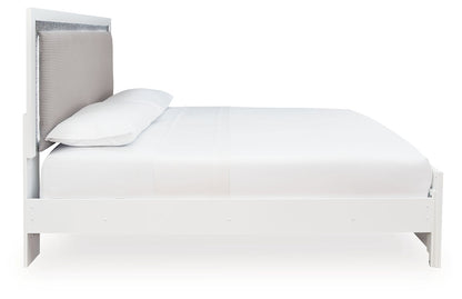 Maeling - Upholstered Panel Bed