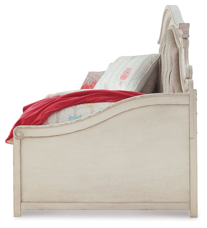 Realyn - Twin Day Bed With Storage - Chipped White