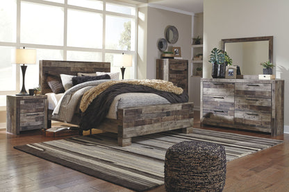Derekson - Panel Bed