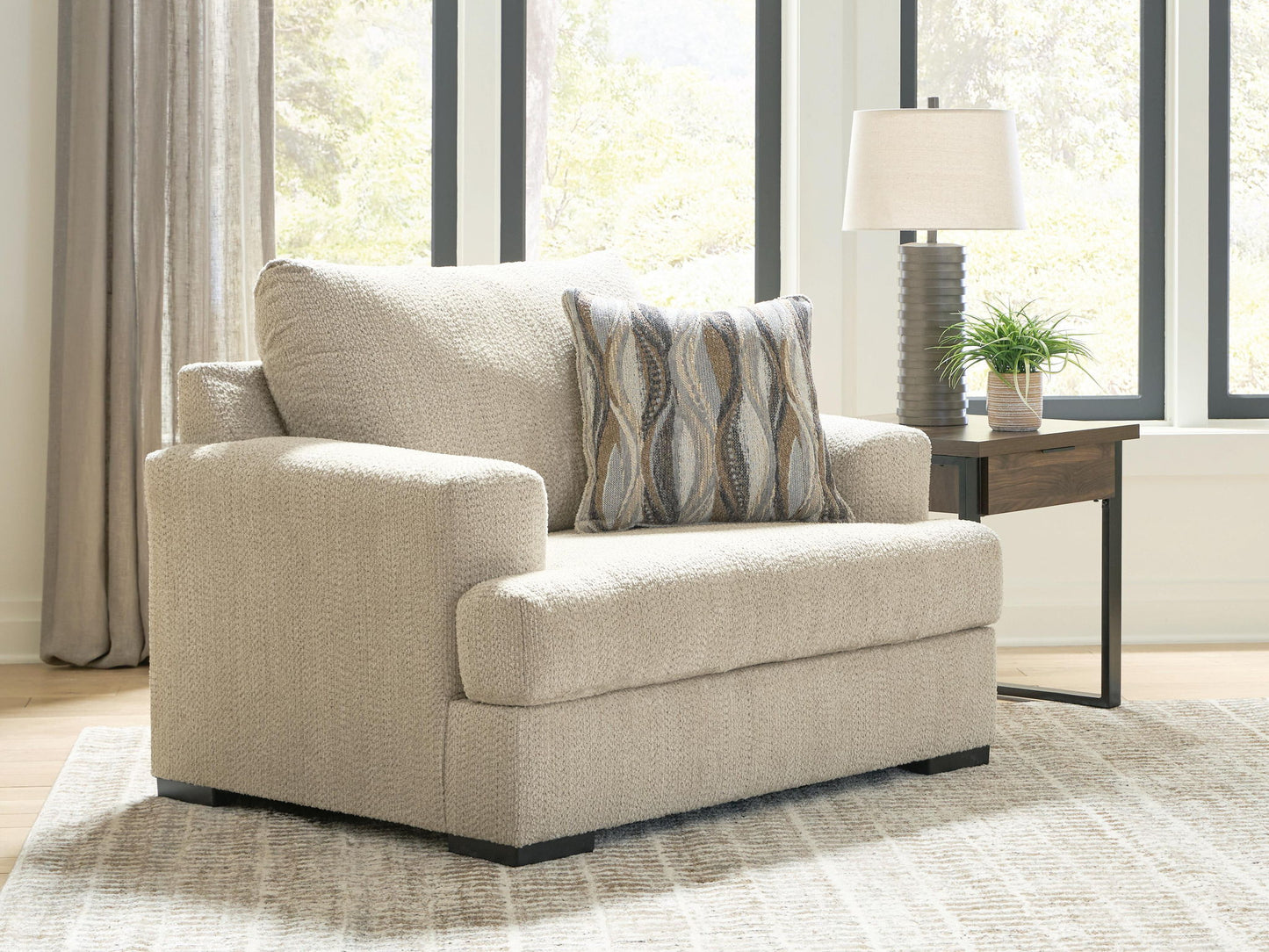 Lofwood - Chair And A Half