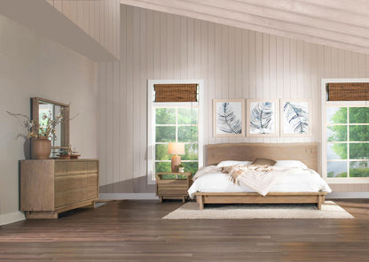 Stillwater 4-piece California King Bedroom Set