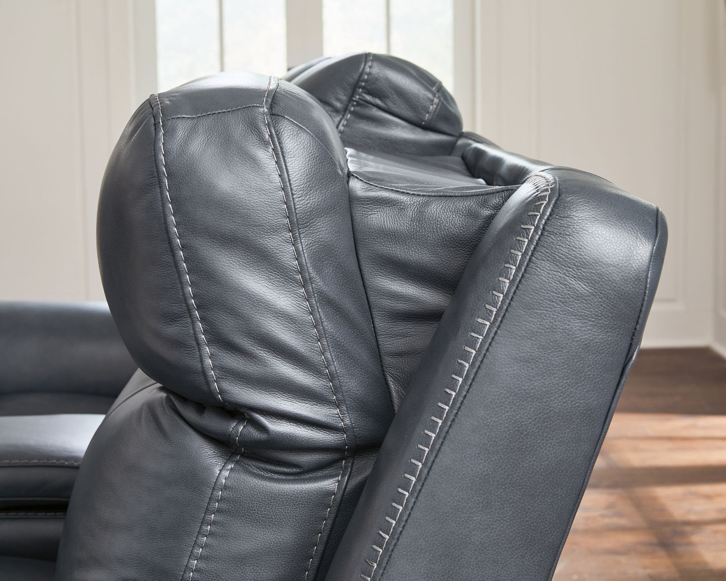 Bexhurst - Power Reclining Sofa With Adjustable Headrest