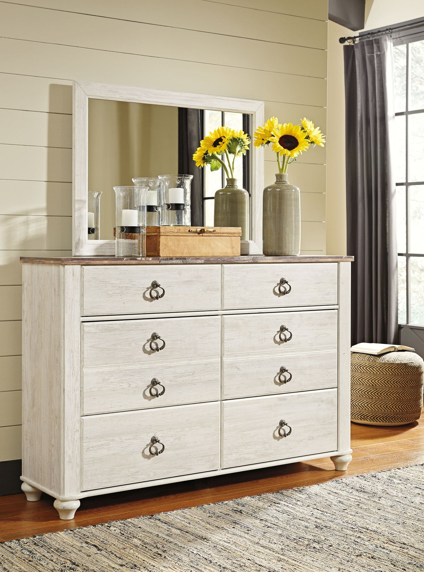 Willowton - Dresser
