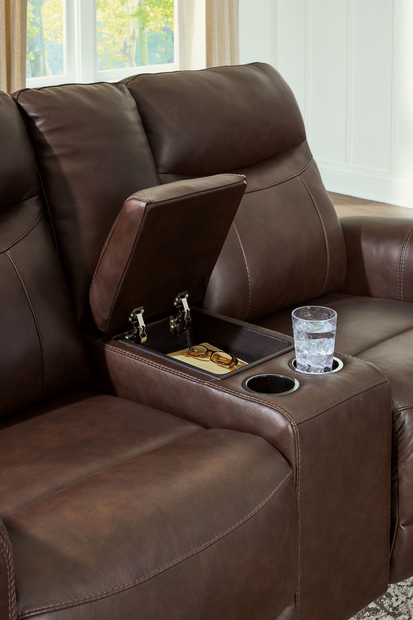 Gravier - Power Reclining Loveseat With Console / Adjustable Headrest - Cordova