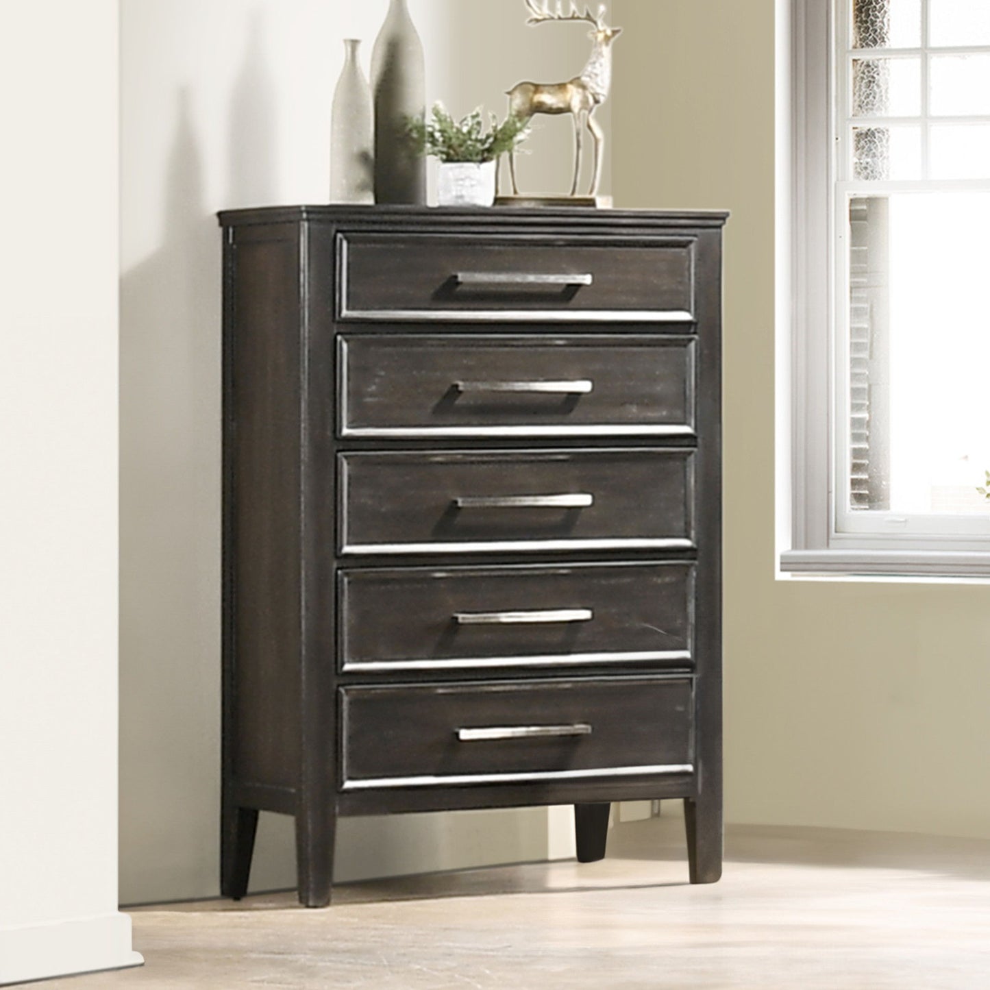 Andover - Chest