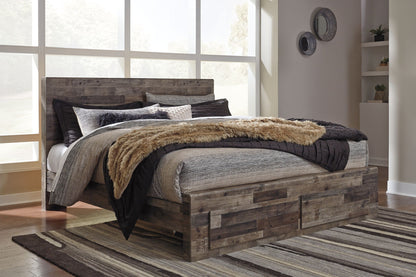Derekson - Panel Bed