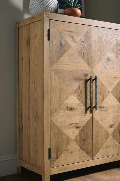 Clayburns - Bar Cabinet - Light Brown