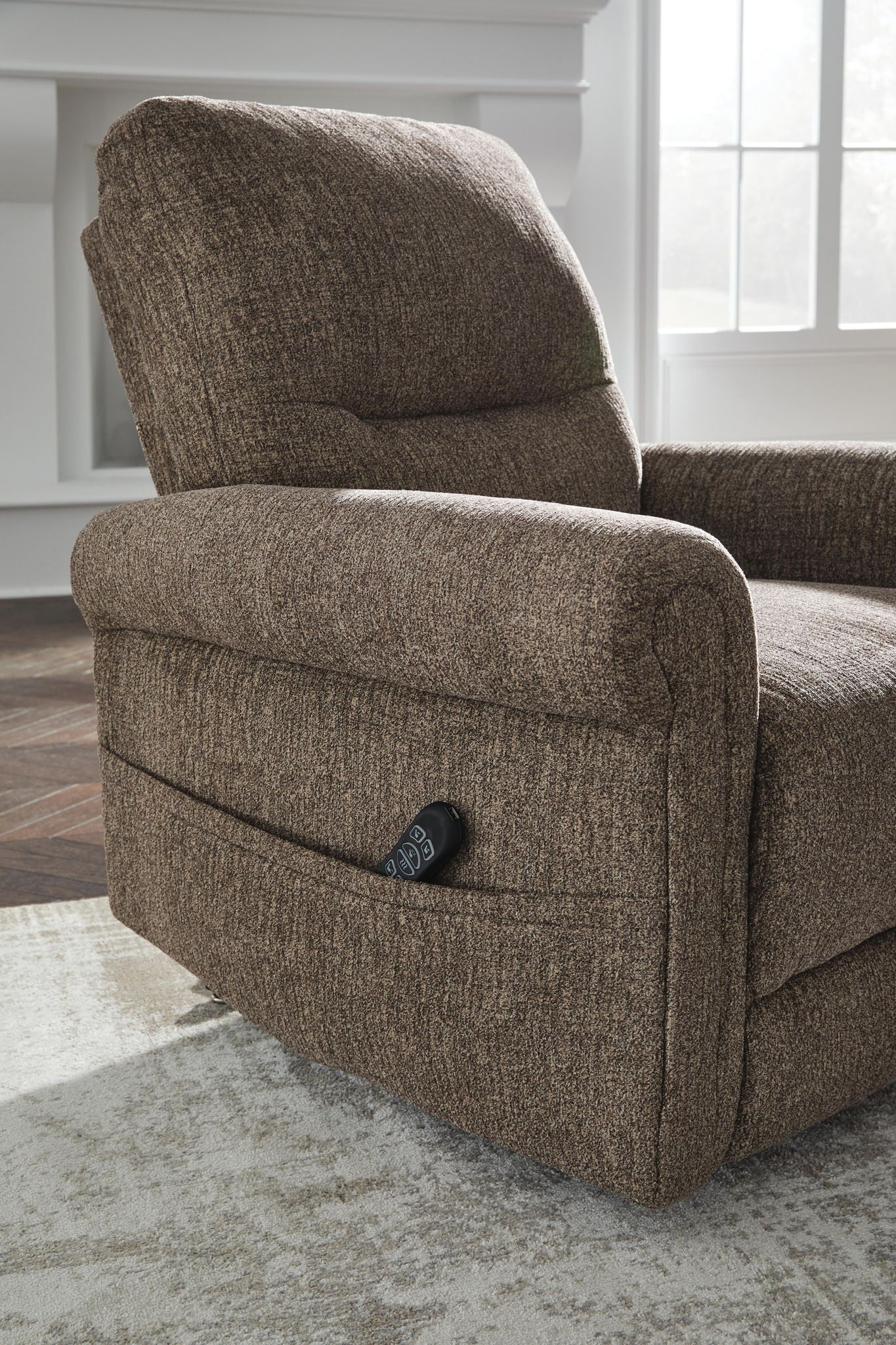 Aureta - Power Lift Recliner