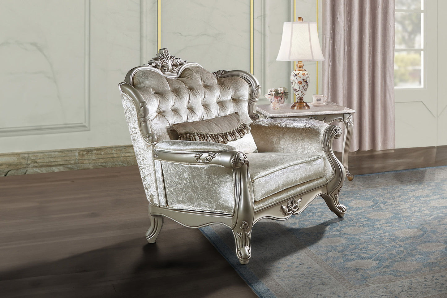 Monique - Chair